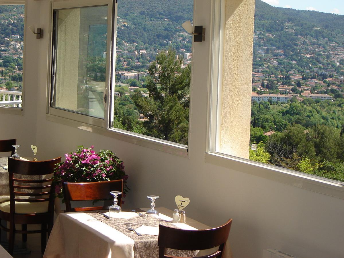 Logis Hotel Le Col De L'Ange Драгиньян Экстерьер фото